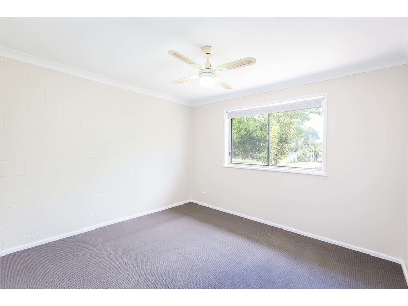 1-2/523 Hague Street, Lavington NSW 2641