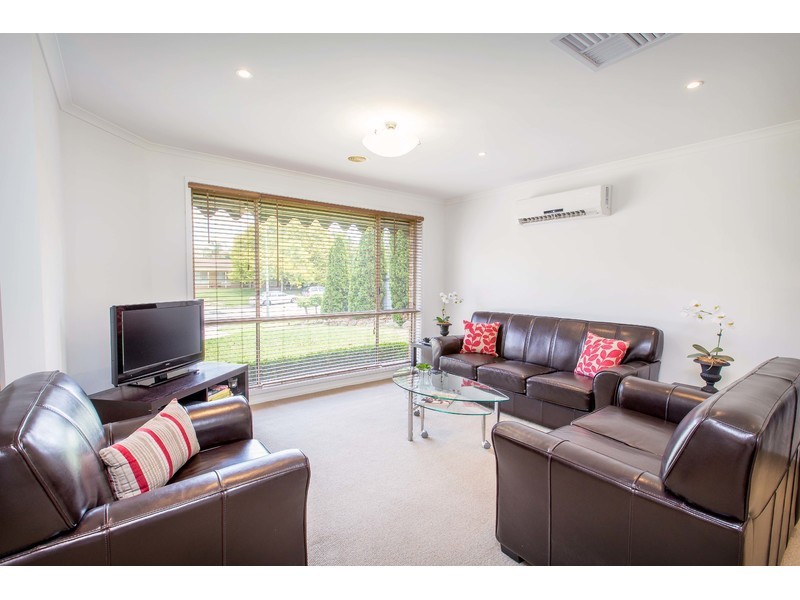 88 Rosedale Drive, West Albury NSW 2640