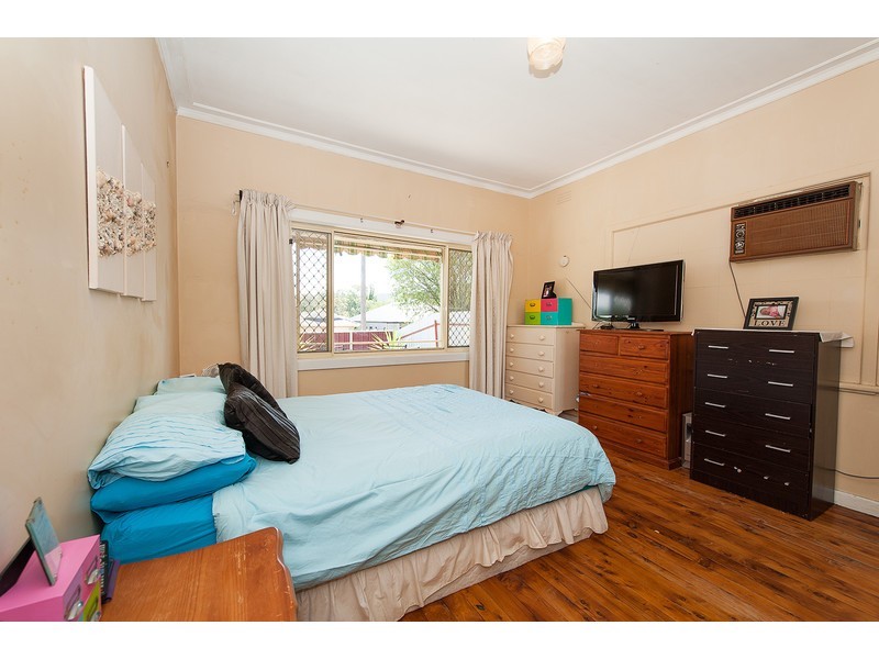 620 Hague Street, Lavington NSW 2641