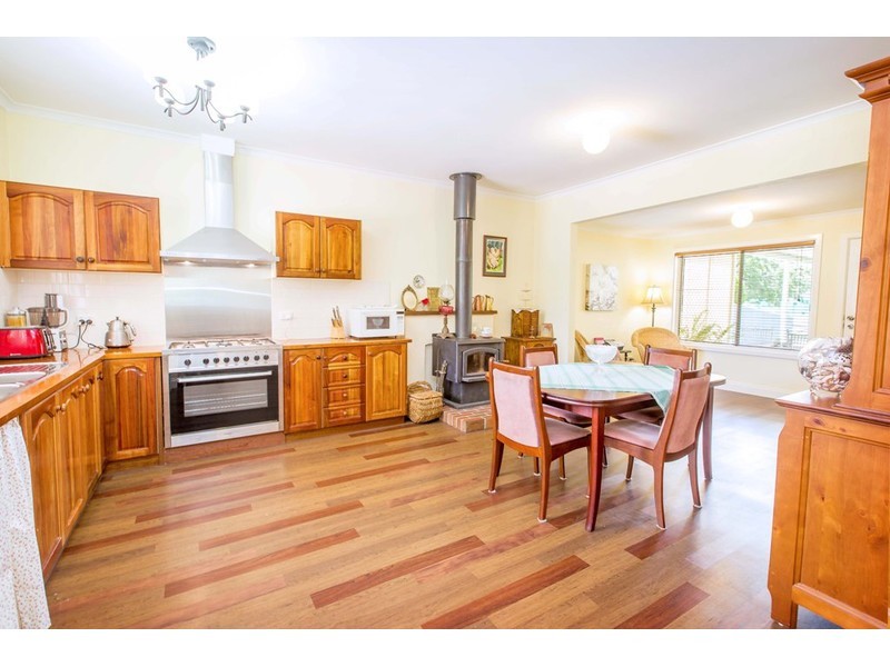 211 Andrews Street, East Albury NSW 2640