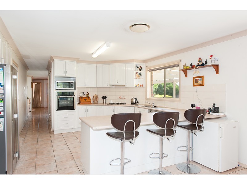 10 Keatinge Court, Lavington NSW 2641