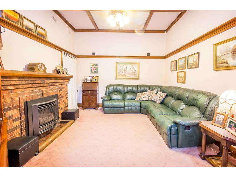 329 Vallombrosa Street, East Albury NSW 2640