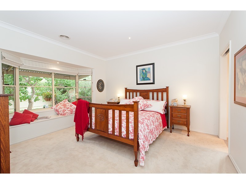 103 Hume Street, Howlong NSW 2643