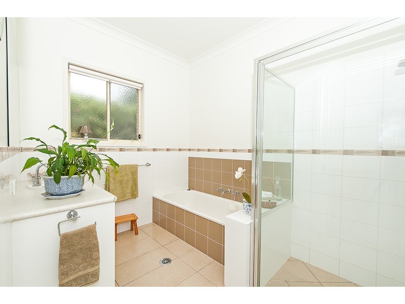 103 Hume Street, Howlong NSW 2643