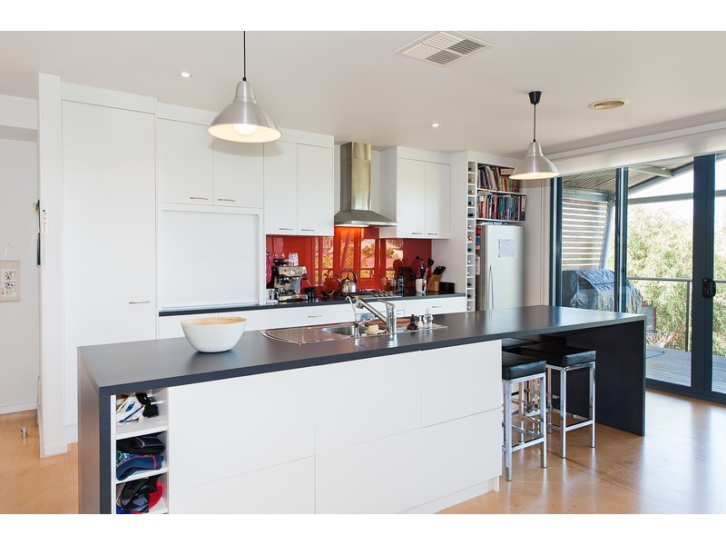 15 Michelle Avenue, Lavington NSW 2641