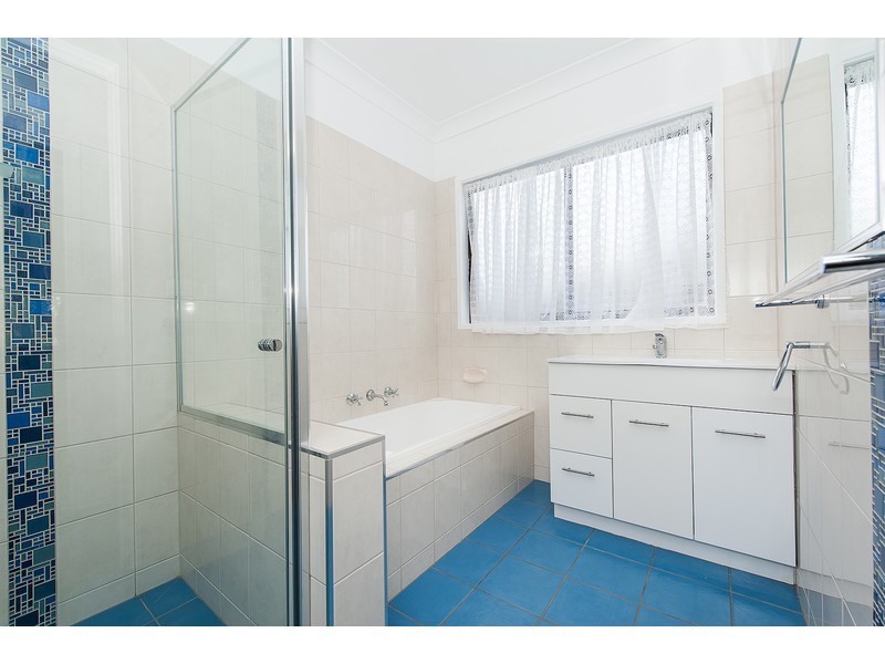 476 Griffith Road, Lavington NSW 2641