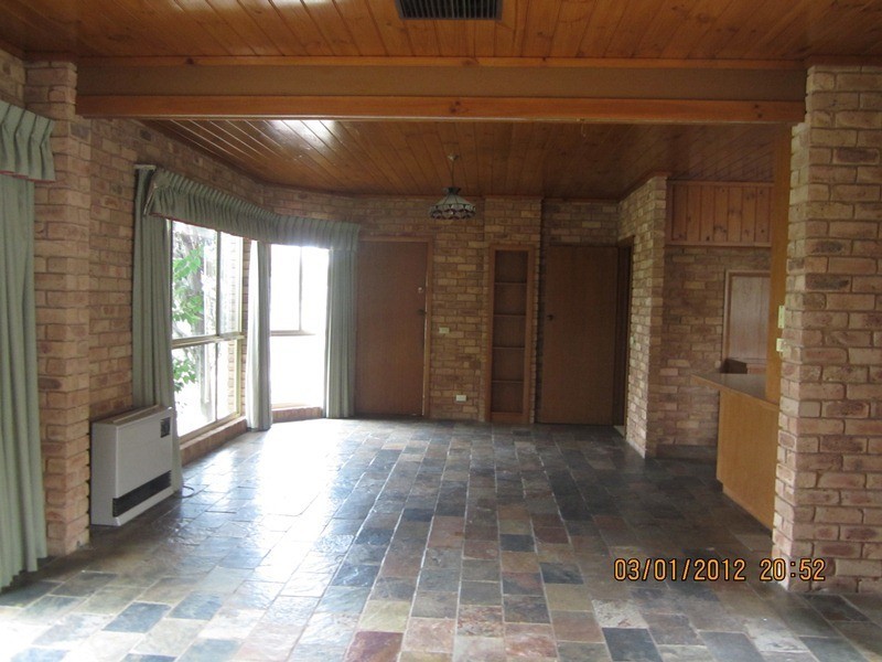 17 Warrenlee Drive, West Albury NSW 2640