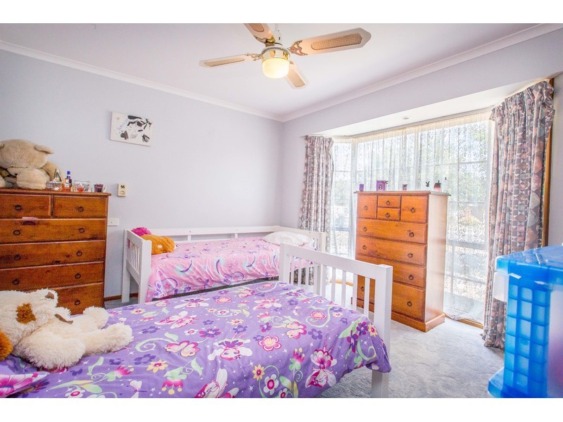 30 Neptune Drive, Lavington NSW 2641
