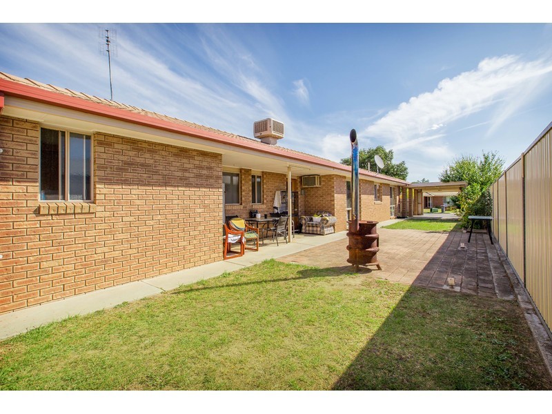 30 Neptune Drive, Lavington NSW 2641