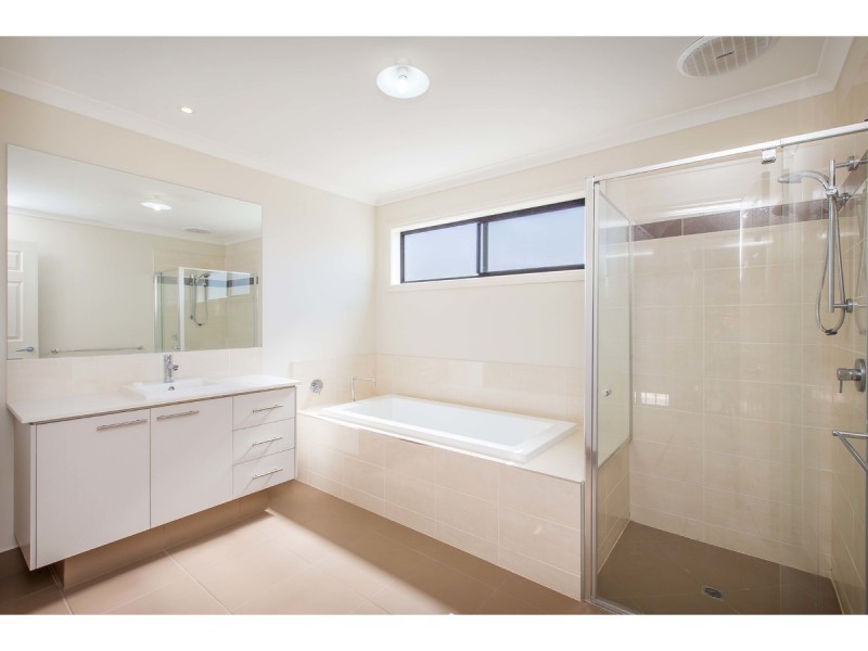 21 Thorneycroft Avenue, Wodonga VIC 3690