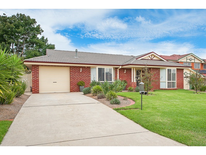 11 Meyer Place, Thurgoona NSW 2640