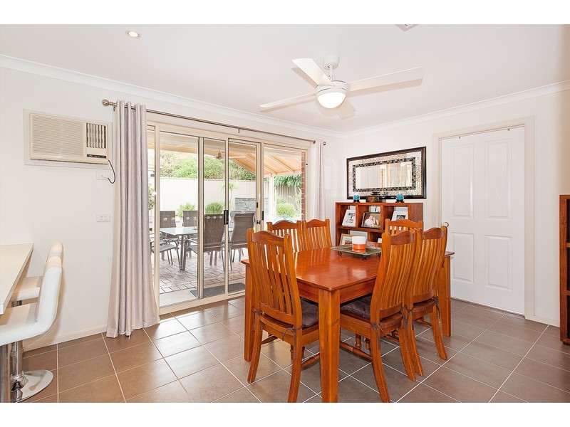 11 Meyer Place, Thurgoona NSW 2640