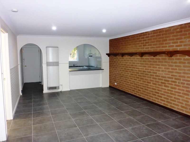 3/458 Kemp Street, Lavington NSW 2641