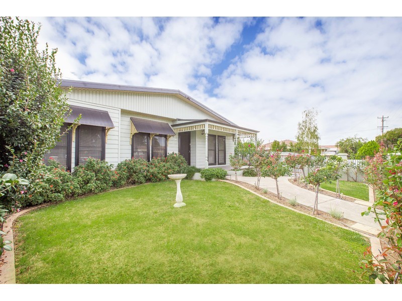 466 Douglas Road, Lavington NSW 2641
