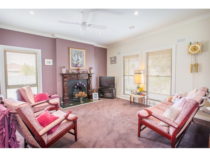 466 Douglas Road, Lavington NSW 2641
