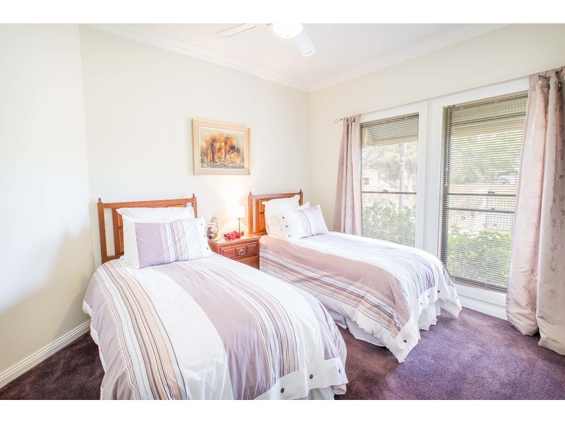 466 Douglas Road, Lavington NSW 2641