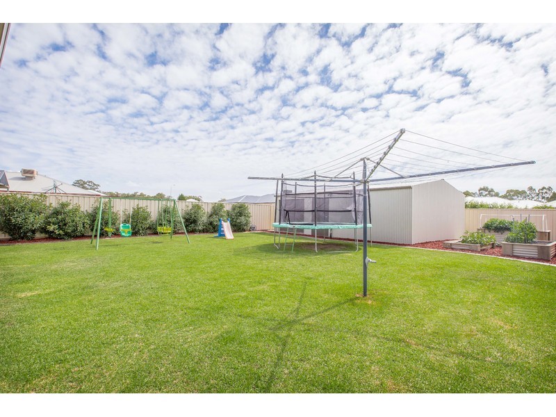 3 Britton Court, Jindera NSW 2642