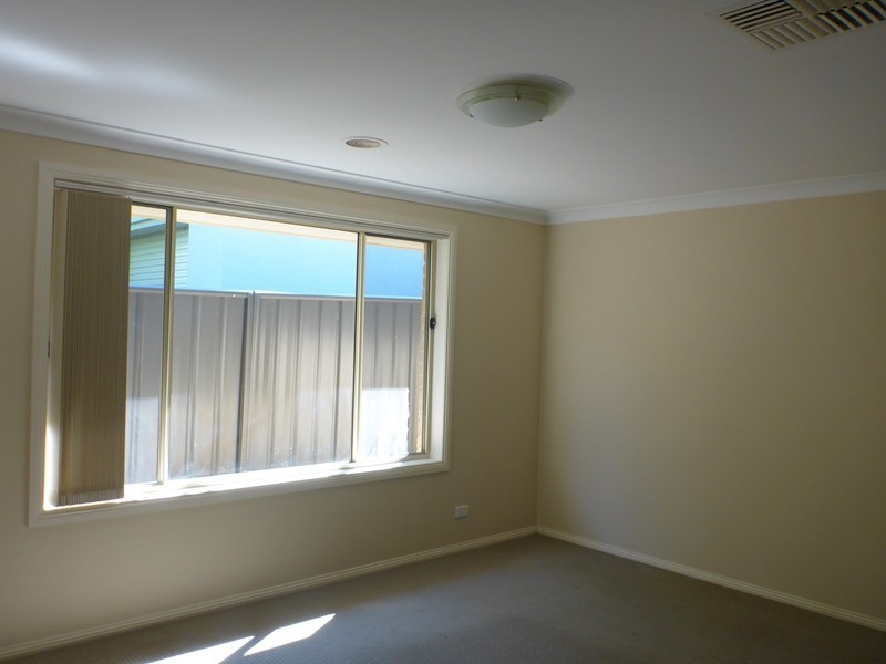 43 Whitebox Circuit, Thurgoona NSW 2640