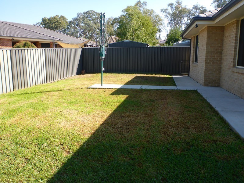 43 Whitebox Circuit, Thurgoona NSW 2640