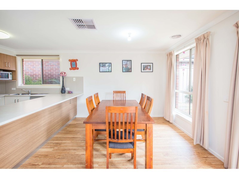 12 Stringybark Court, Thurgoona NSW 2640