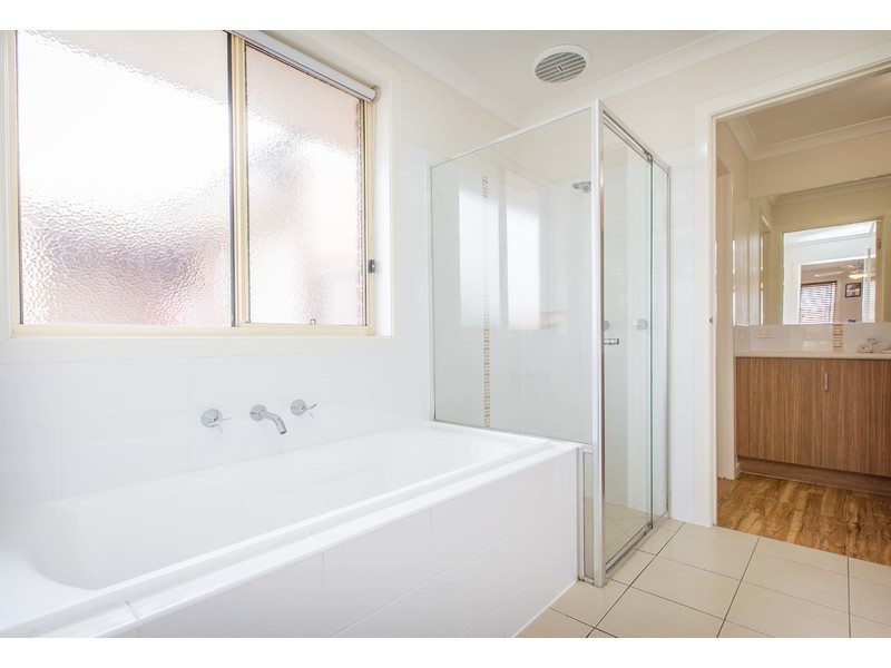 12 Stringybark Court, Thurgoona NSW 2640