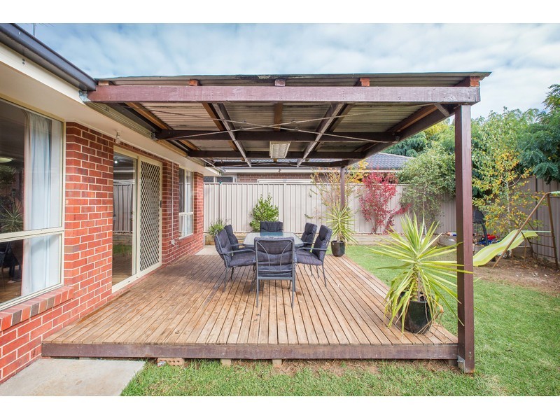 12 Stringybark Court, Thurgoona NSW 2640