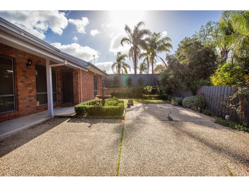 2/126 Benyon Street, East Albury NSW 2640