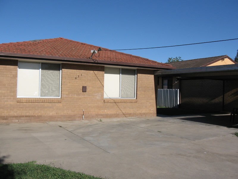 1/631 Storey Street, Lavington NSW 2641