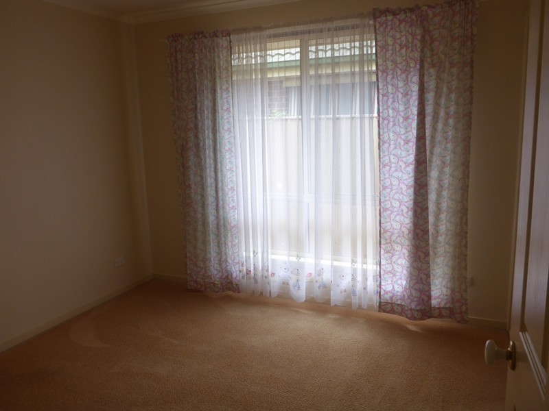 40 Saville Avenue, Lavington NSW 2641