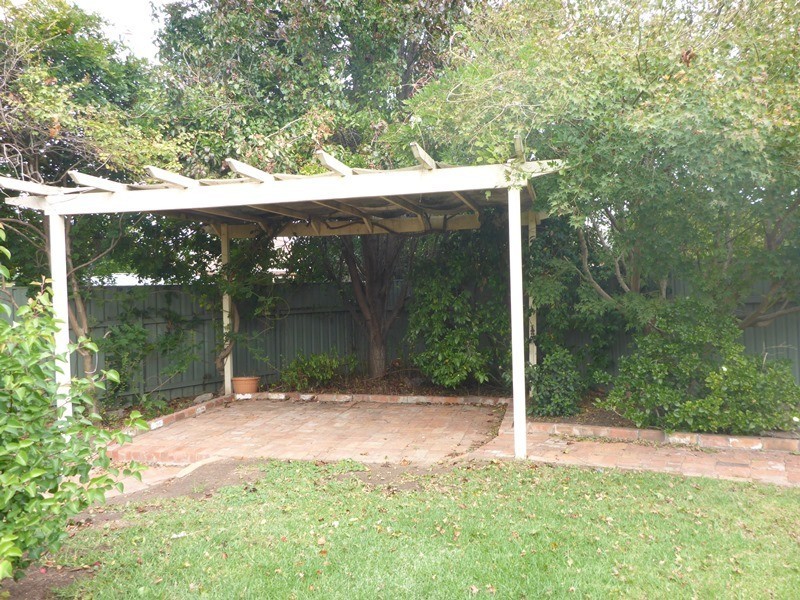 40 Saville Avenue, Lavington NSW 2641