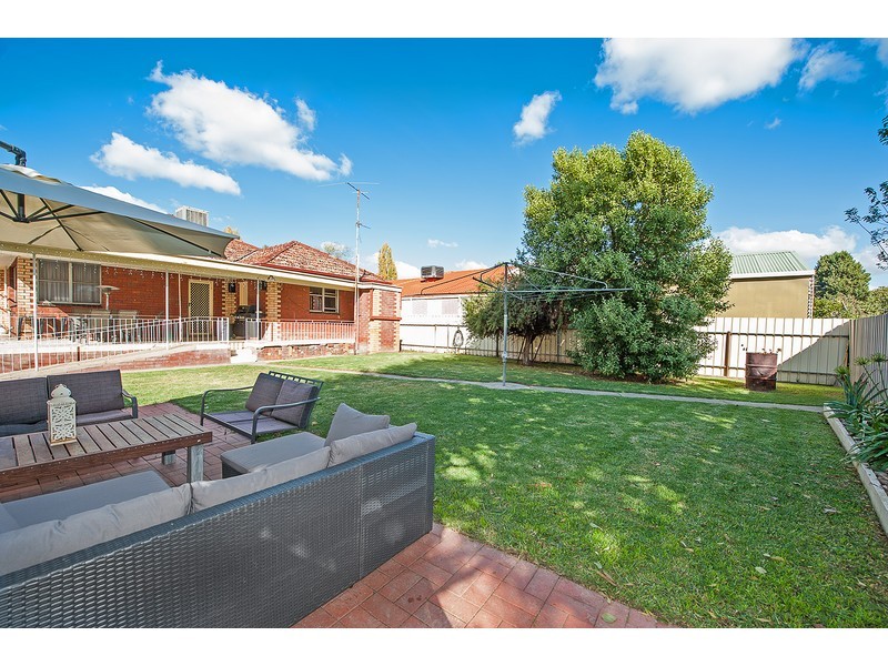 559 Lyne Street, Lavington NSW 2641
