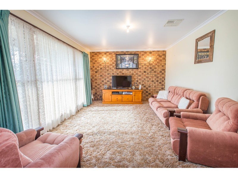 19 Bourke Crescent, Wodonga VIC 3690