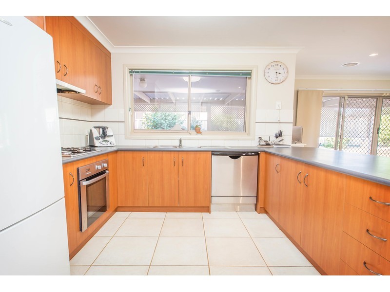 29 Winnell Court, Thurgoona NSW 2640