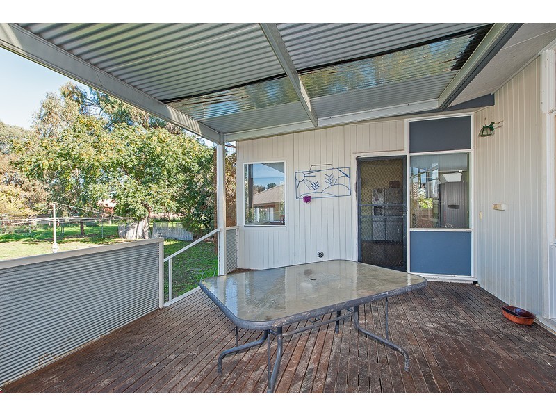 148 Clarke Street, Howlong NSW 2643