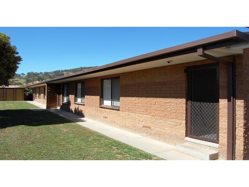 2/382 Kaitlers Road, Lavington NSW 2641