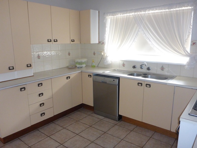 460 Bownds Street, Lavington NSW 2641