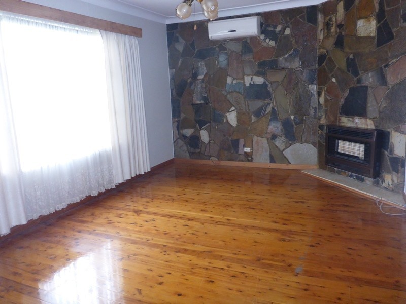 460 Bownds Street, Lavington NSW 2641