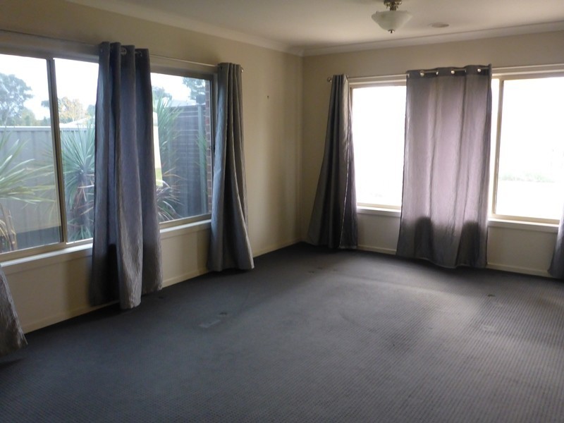 10 Princeton Court, Thurgoona NSW 2640