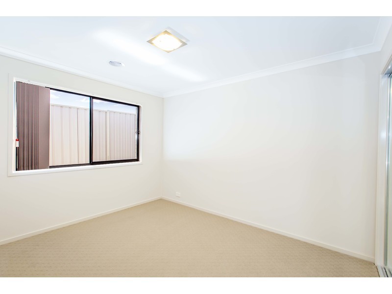 27 Victoria Cross Parade, Wodonga VIC 3690