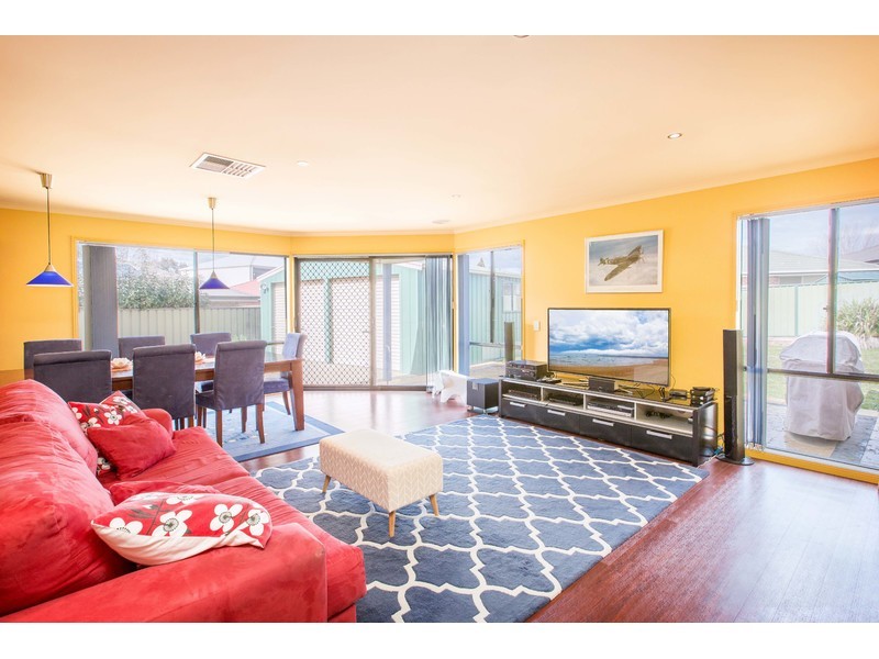 73 Hartigan Street, Thurgoona NSW 2640