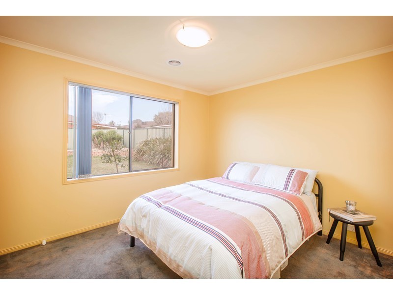 73 Hartigan Street, Thurgoona NSW 2640