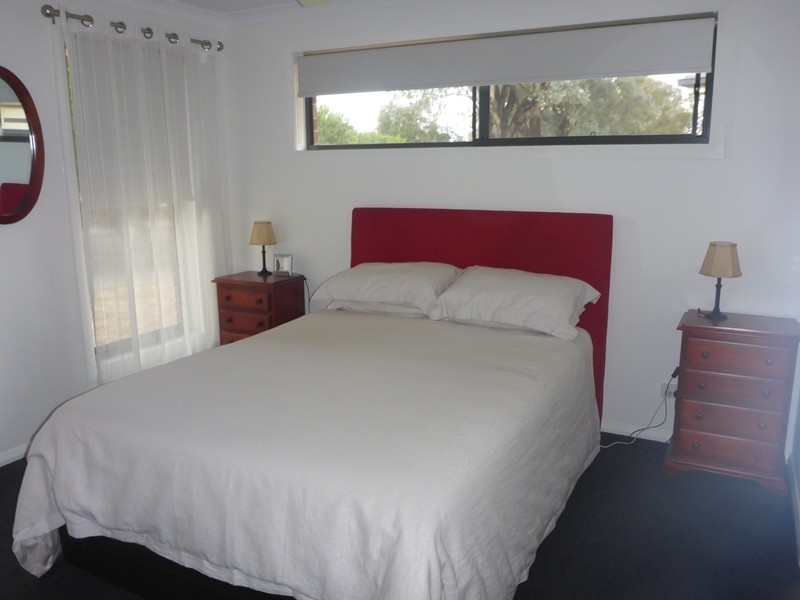 17 Tabletop Court, Thurgoona NSW 2640