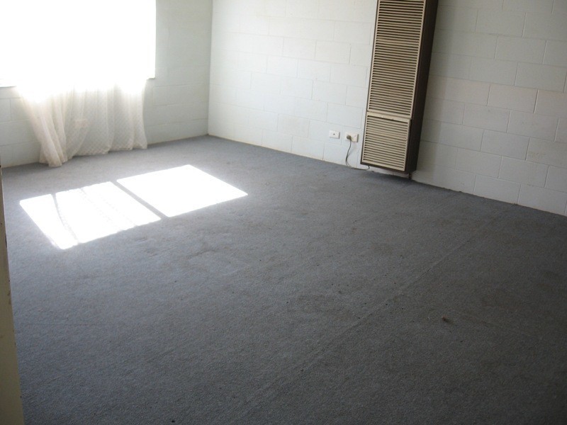 2/631 Storey Street, Lavington NSW 2641