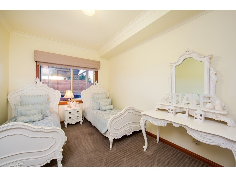 12 Quinton Court, West Albury NSW 2640