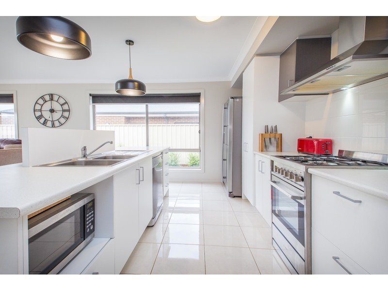 20 Badcoe Avenue, Wodonga VIC 3690