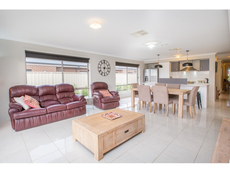 20 Badcoe Avenue, Wodonga VIC 3690