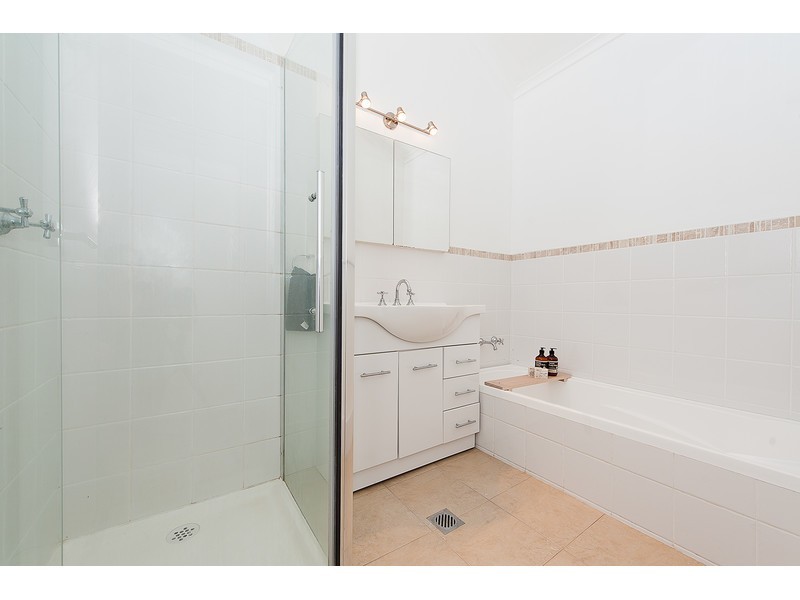 4 Granya Court, Thurgoona NSW 2640