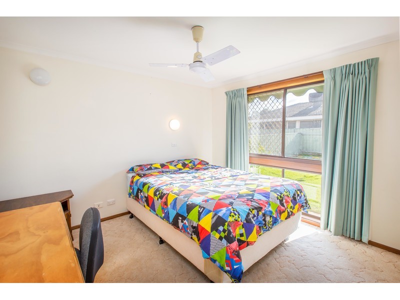 326 Mark Crescent, Lavington NSW 2641