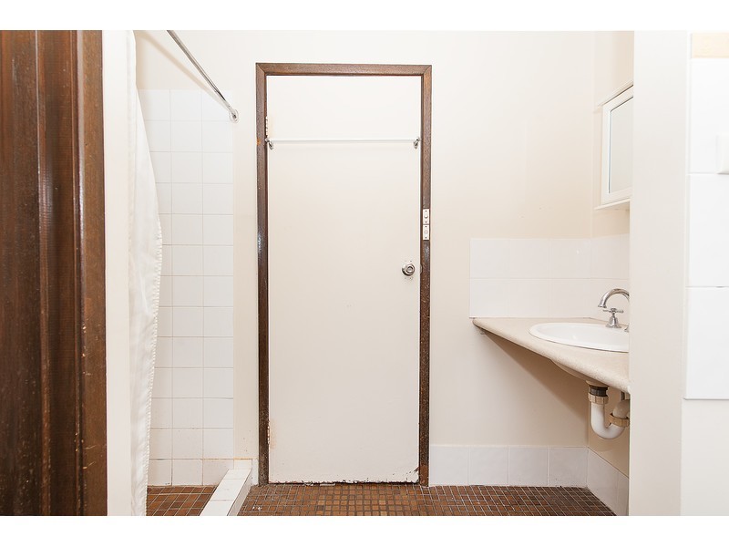 4/311 Moore Street, Lavington NSW 2641