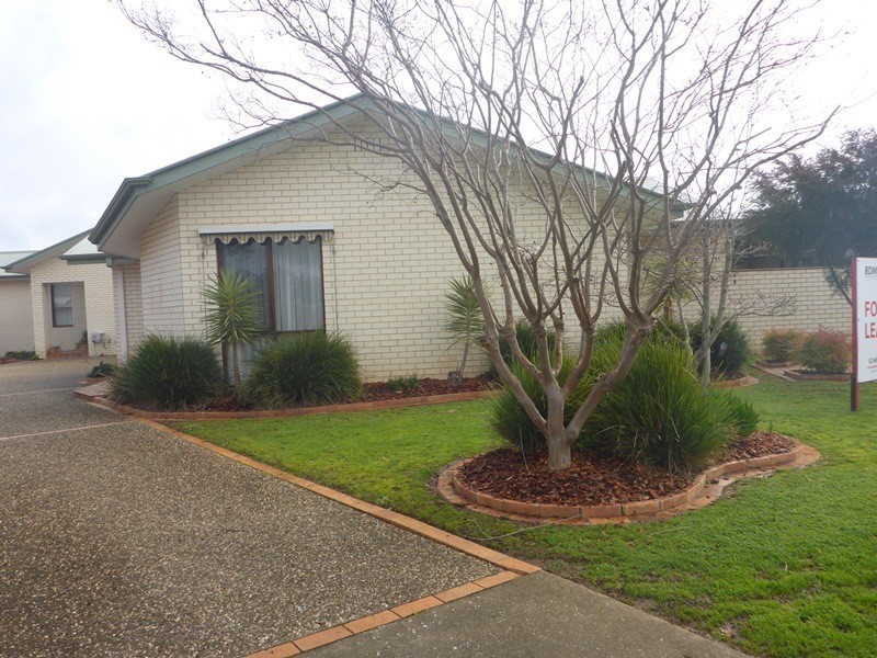 1/10 John Court, North Albury NSW 2640